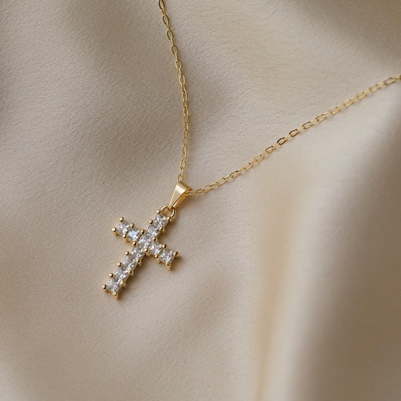 Crystal Cross Necklace | 18k Gold Filled - Picture 3 of 8